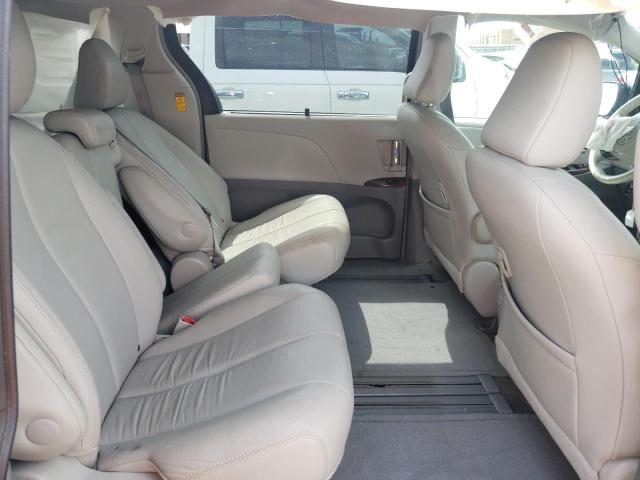 Photo 6 from auction – 2014 TOYOTA SIENNA XLE with VIN 5TDYK3DC2ES427798