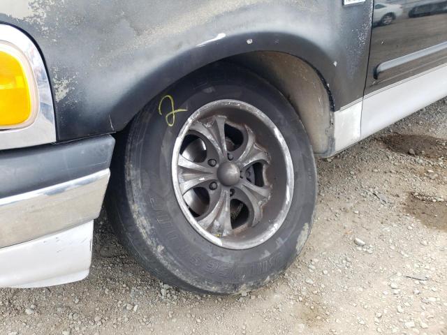 Photo 9 from auction – 2000 FORD F150 with VIN 1FTRX17L9YKB03619