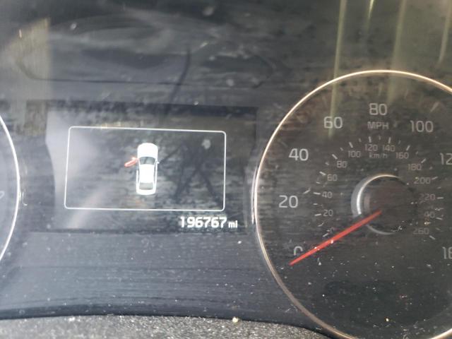 Photo 8 from auction – 2018 KIA FORTE LX with VIN 3KPFL4A76JE212981