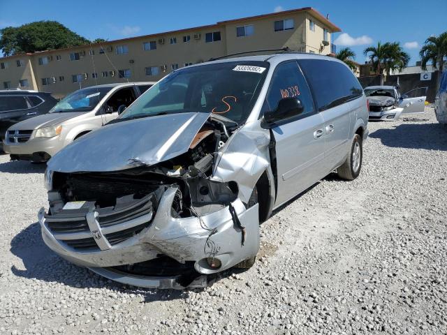 Photo 2 from auction – 2005 DODGE GRAND CARA with VIN 2D4GP44L15R537613