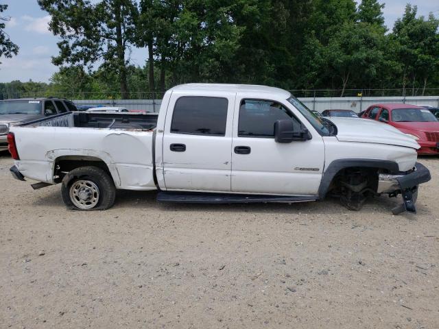 Photo 9 from auction – 2004 CHEVROLET SILVERADO with VIN 1GCHC23U84F240355