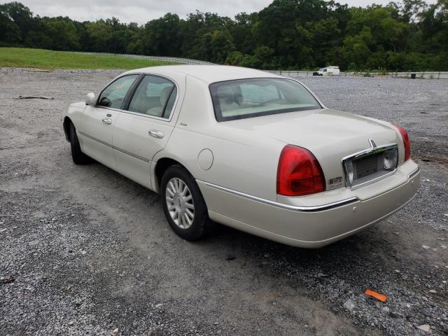Photo 3 from auction – 2004 LINCOLN TOWN CAR U with VIN 1LNHM83W64Y644367