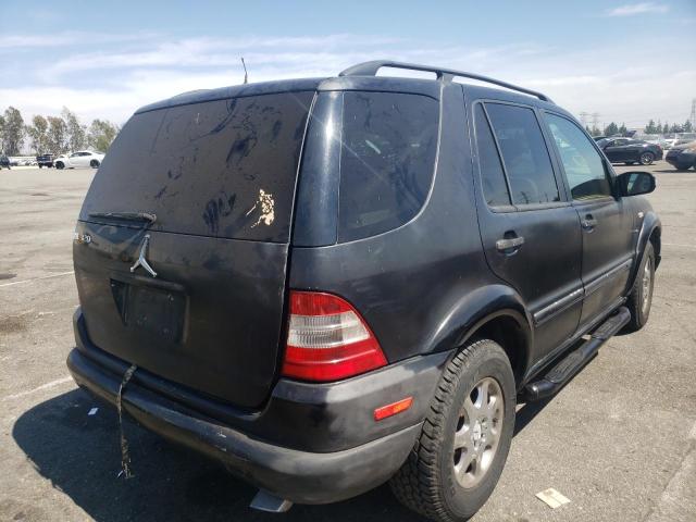 Photo 4 from auction – 1998 MERCEDES-BENZ ML-320 with VIN 4JGAB54E7WA030516
