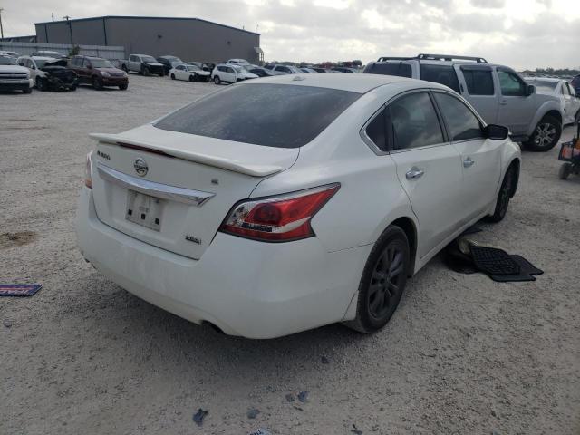 Photo 4 from auction – 2015 NISSAN ALTIMA 2.5 with VIN 1N4AL3AP4FN895793