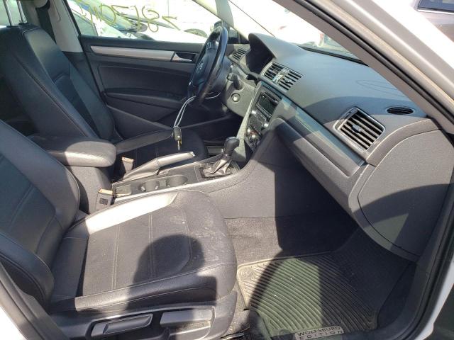 Photo 5 from auction – 2014 VOLKSWAGEN PASSAT S with VIN 1VWAS7A37EC106593