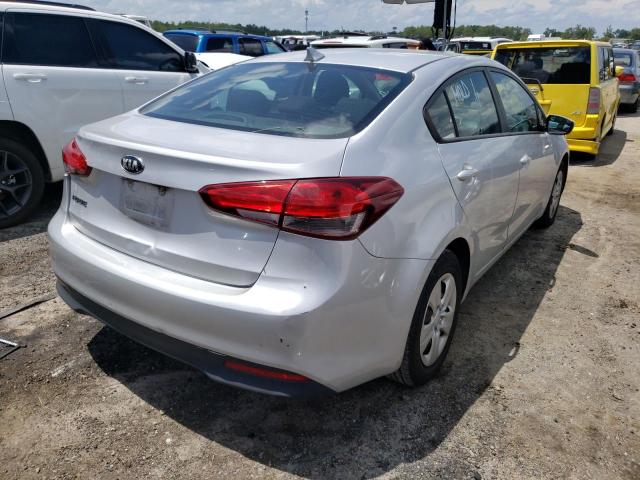 Photo 4 from auction – 2017 KIA FORTE LX with VIN 3KPFK4A76HE027892