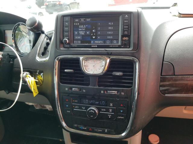 Photo 9 from auction – 2013 CHRYSLER TOWN & COU with VIN 2C4RC1BG4DR754951