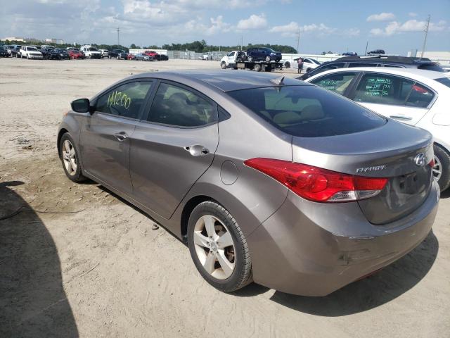 Photo 3 from auction – 2012 HYUNDAI ELANTRA GL with VIN 5NPDH4AE1CH147401