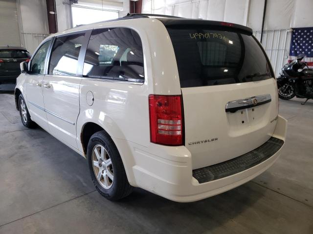 Photo 3 from auction – 2010 CHRYSLER TOWN & COU with VIN 2A4RR5D18AR429059