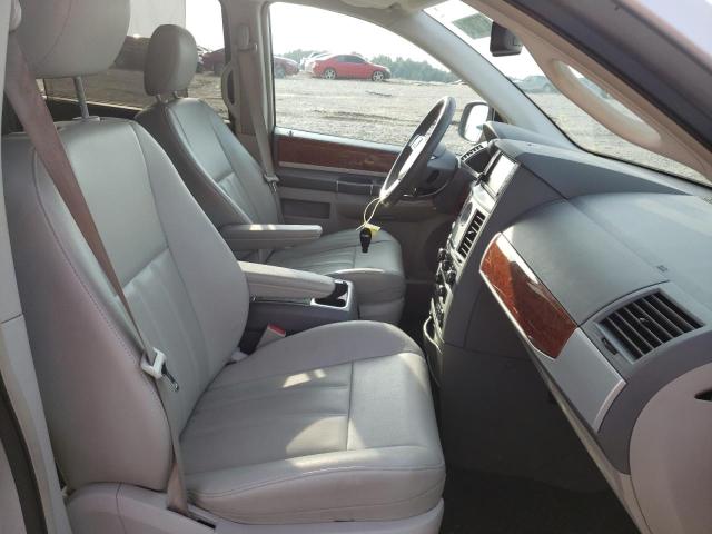 Photo 5 from auction – 2009 CHRYSLER TOWN & COU with VIN 2A8HR54119R574692