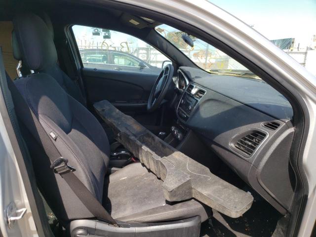 Photo 5 from auction – 2012 CHRYSLER 200 LX with VIN 1C3CCBAB6CN211389