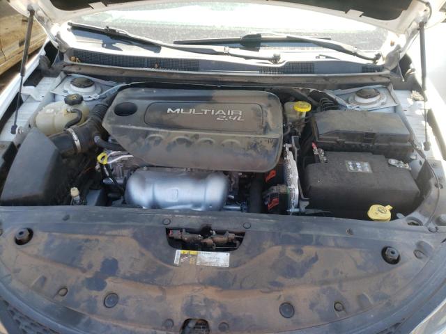 Photo 7 from auction – 2015 CHRYSLER 200 S with VIN 1C3CCCBB3FN529477