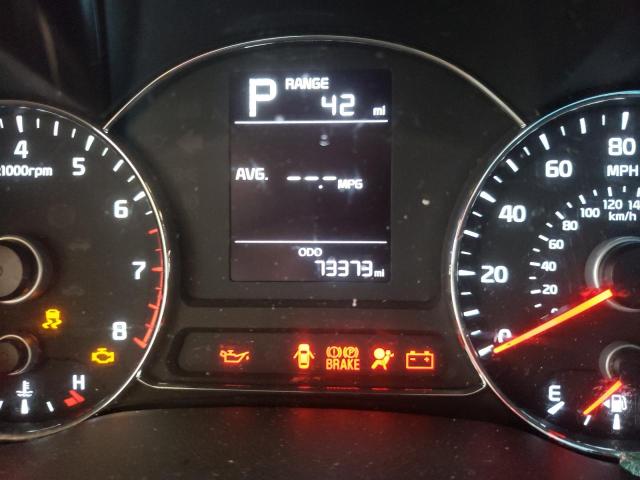 Photo 8 from auction – 2017 KIA FORTE LX with VIN 3KPFK4A79HE157777