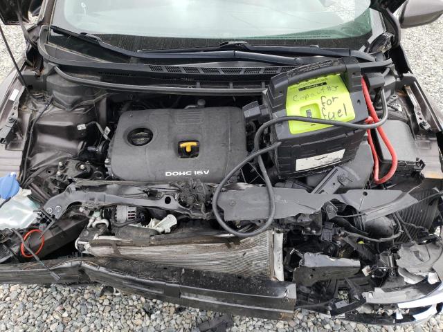 Photo 7 from auction – 2017 KIA FORTE LX with VIN 3KPFL4A73HE087402