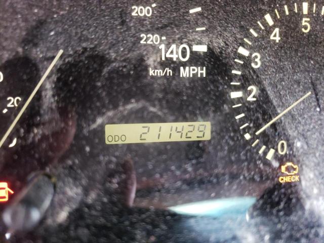 Photo 8 from auction – 2002 LEXUS RX 300 with VIN JTJGF10U120133694