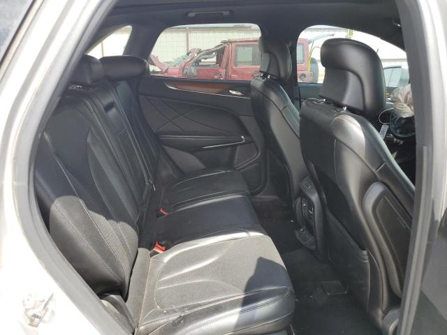 Photo 6 from auction – 2016 LINCOLN MKC RESERV with VIN 5LMCJ3D93GUJ23307