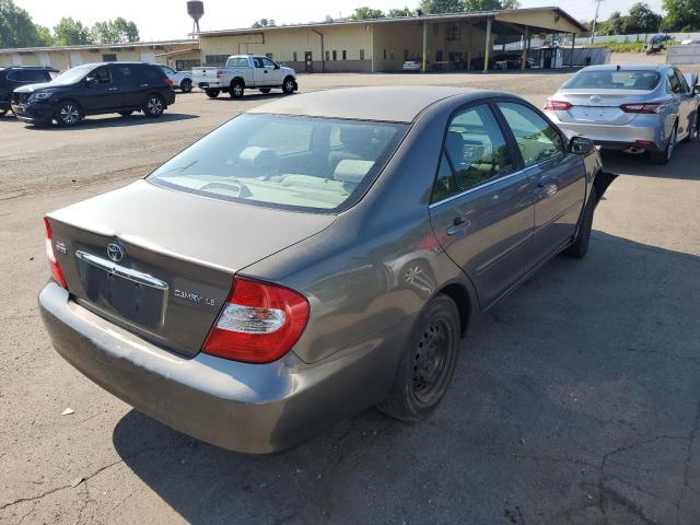 Photo 4 from auction – 2004 TOYOTA CAMRY LE with VIN 4T1BE32KX4U820042
