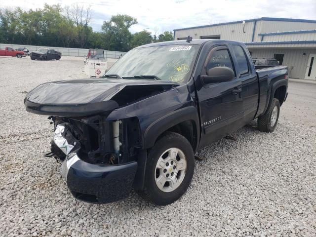 Photo 2 from auction – 2007 CHEVROLET SILVERADO with VIN 1GCEK19C87Z515871