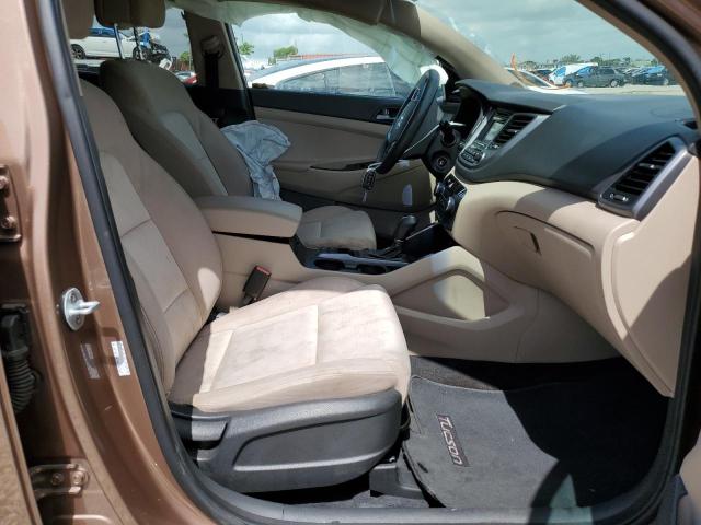 Photo 5 from auction – 2016 HYUNDAI TUCSON SE with VIN KM8J23A46GU155460