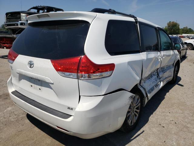 Photo 4 from auction – 2011 TOYOTA SIENNA XLE with VIN 5TDYK3DC1BS135409