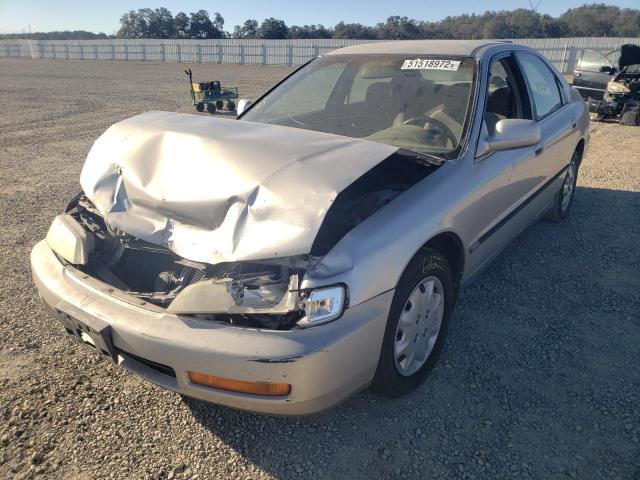 Photo 2 from auction – 1996 HONDA ACCORD LX with VIN 1HGCD5634TA043126