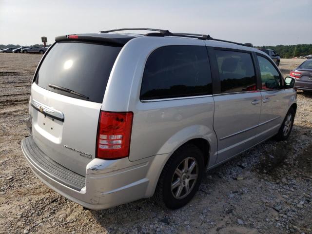 Photo 4 from auction – 2009 CHRYSLER TOWN & COU with VIN 2A8HR54119R574692