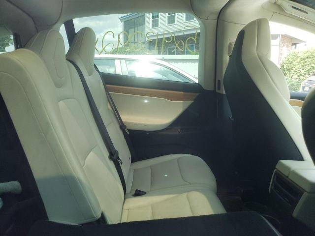 Photo 6 from auction – 2018 TESLA MODEL X with VIN 5YJXCAE2XJF140081