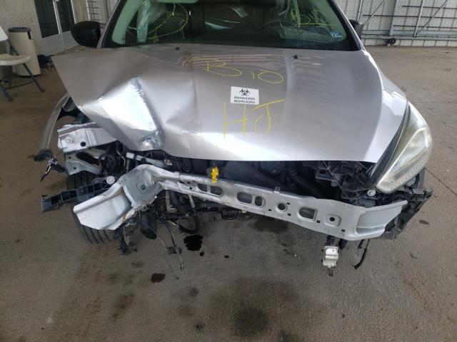 Photo 7 from auction – 2017 FORD FOCUS S with VIN 1FADP3E23HL272129