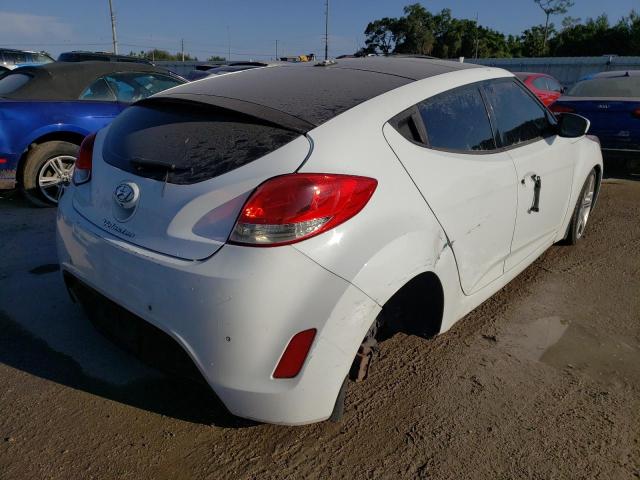 Photo 4 from auction – 2013 HYUNDAI VELOSTER with VIN KMHTC6AD8DU107154