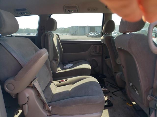 Photo 6 from auction – 2004 TOYOTA SIENNA CE with VIN 5TDZA23CX4S184579