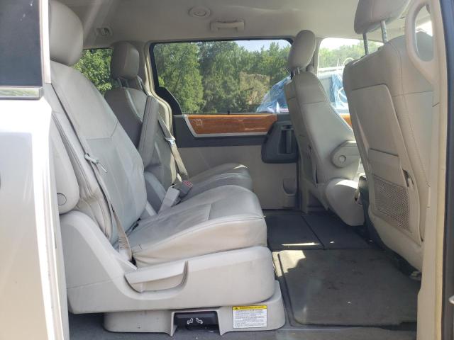 Photo 6 from auction – 2008 CHRYSLER TOWN & COU with VIN 2A8HR64X88R758813
