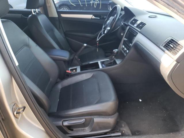 Photo 5 from auction – 2012 VOLKSWAGEN PASSAT SE with VIN 1VWBP7A38CC042938