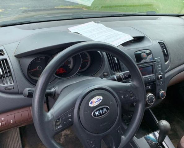 Photo 9 from auction – 2010 KIA FORTE EX with VIN KNAFU4A20A5177266
