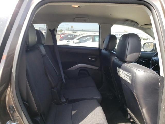 Photo 6 from auction – 2011 MITSUBISHI OUTLANDER with VIN JA4JS4AX7BU022178