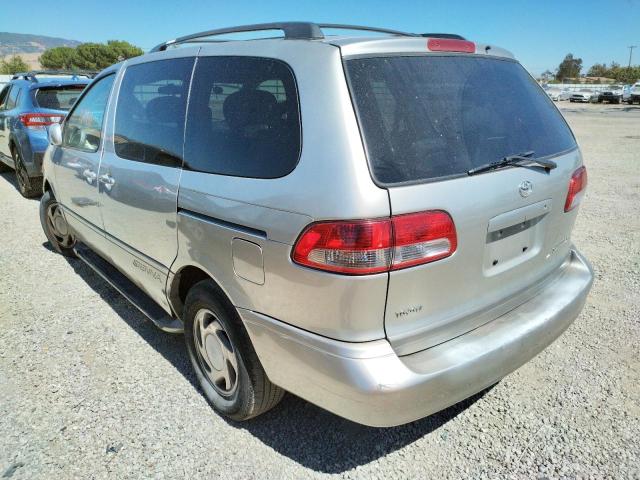 Photo 3 from auction – 2002 TOYOTA SIENNA LE with VIN 4T3ZF13C52U415590