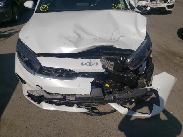 Photo 7 from auction – 2022 KIA FORTE FE with VIN 3KPF24AD7NE460753