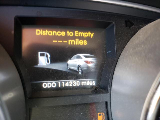 Photo 8 from auction – 2014 HYUNDAI SONATA SE with VIN 5NPEC4AC4EH878375