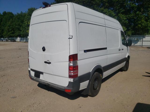 Photo 4 from auction – 2017 MERCEDES-BENZ SPRINTER 2 with VIN WD3PE7CD4HP522988