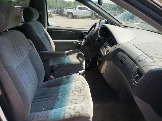 Photo 5 from auction – 2002 TOYOTA SIENNA LE with VIN 4T3ZF13CX2U413737