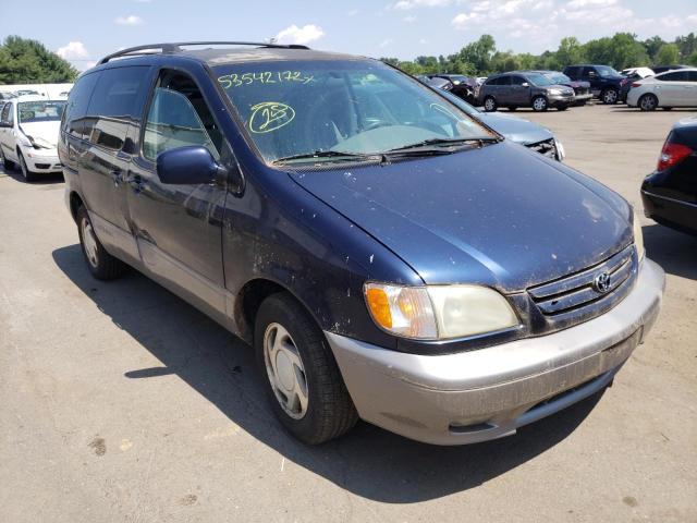 TOYOTA SIENNA LE 2002 with VIN 4T3ZF13CX2U413737 - Photo from auction