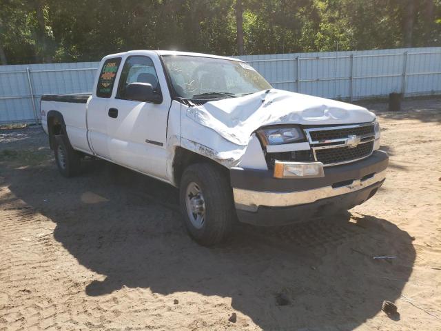 CHEVROLET SILVERADO 2006 with VIN 1GCHK29U56E218848 - Photo from auction