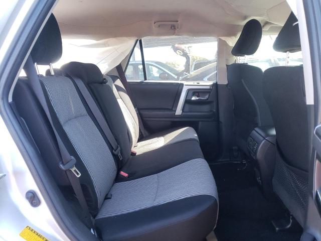 Photo 6 from auction – 2022 TOYOTA 4RUNNER SR with VIN JTEMU5JR6N6001590