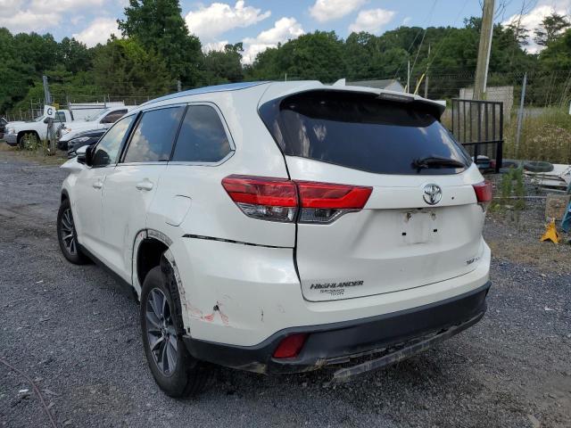Photo 3 from auction – 2019 TOYOTA HIGHLANDER with VIN 5TDJZRFH3KS588732