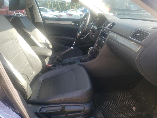 Photo 5 from auction – 2015 VOLKSWAGEN PASSAT S with VIN 1VWAT7A32FC049069