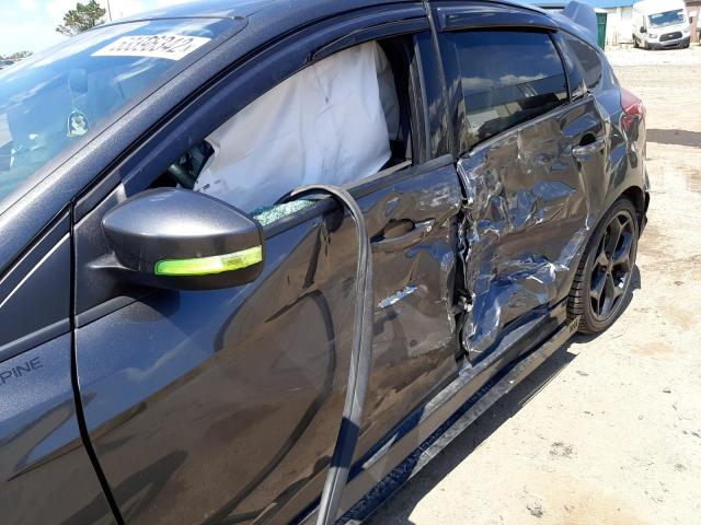 Photo 10 from auction – 2017 FORD FOCUS ST with VIN 1FADP3L94HL292597