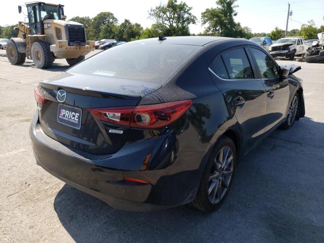Photo 4 from auction – 2018 MAZDA 3 with VIN 3MZBN1W36JM221390