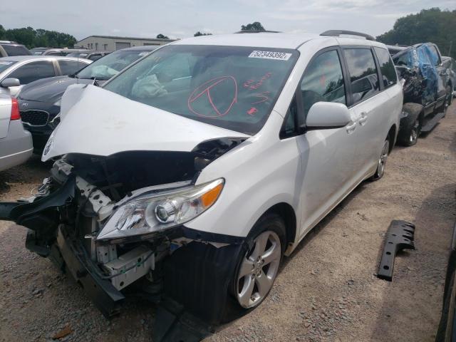 Photo 2 from auction – 2013 TOYOTA SIENNA LE with VIN 5TDKK3DC2DS380387