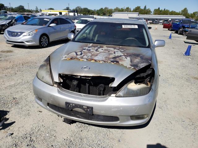 Photo 9 from auction – 2003 LEXUS ES 300 with VIN JTHBF30GX36010704