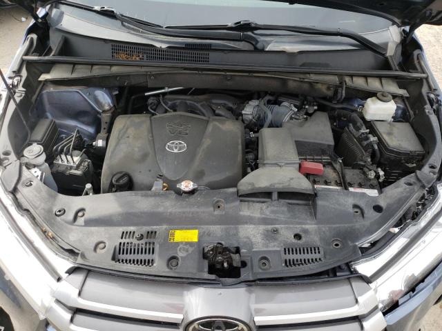 Photo 7 from auction – 2018 TOYOTA HIGHLANDER with VIN 5TDJZRFH3JS898992