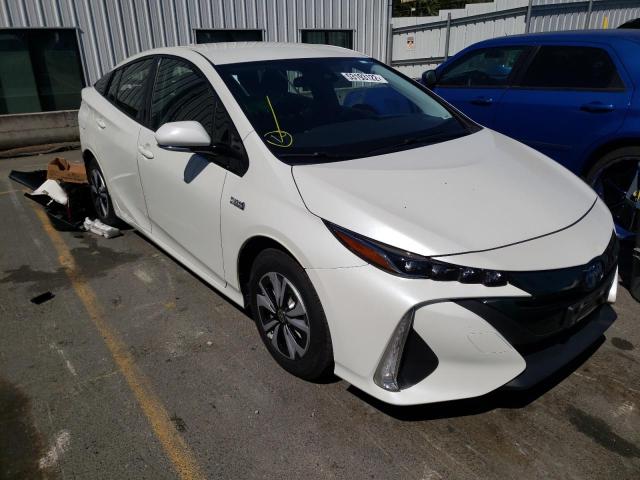 TOYOTA PRIUS PRIM 2017 with VIN JTDKARFP7H3003163 - Photo from auction